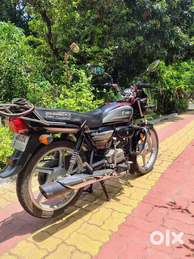 Sparingly used motorcycle BS VI MODEL UP FOR SALE