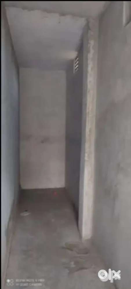 Available on rent for tailoring & storage