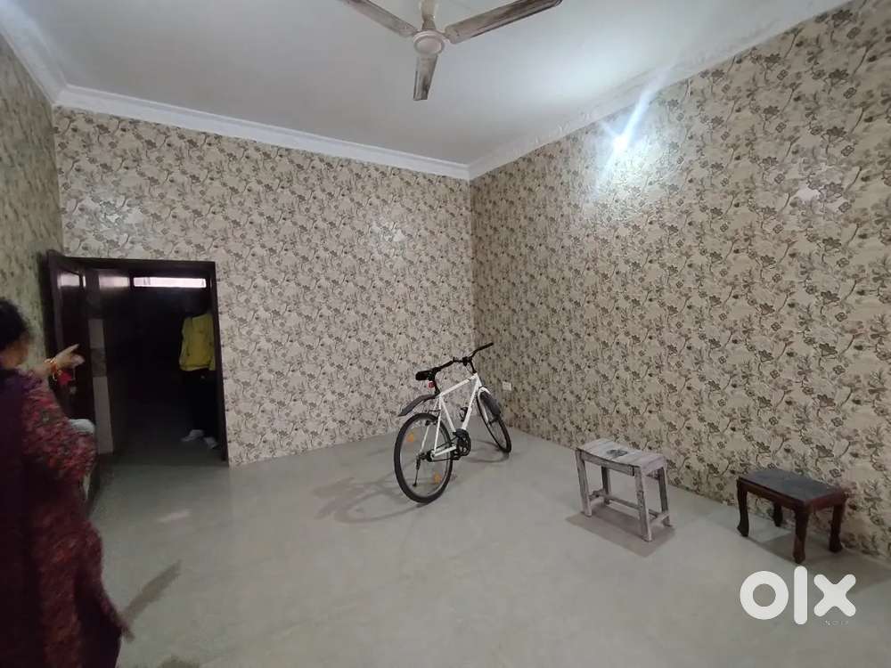 3 bedroom lobby kitchen bath ground floor commercial