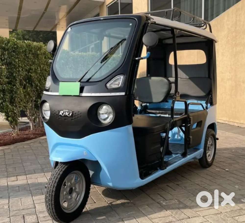 ई रिक्सा टोटो चलाने वाले ड्राइवर की ज़रूरत है