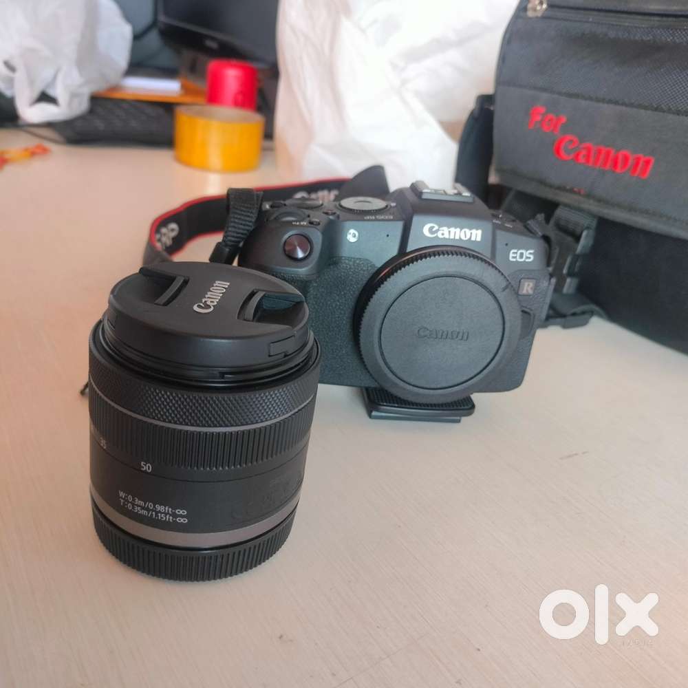 CANON R full frame 4K DSLR camera with RF 24-50mm Lens