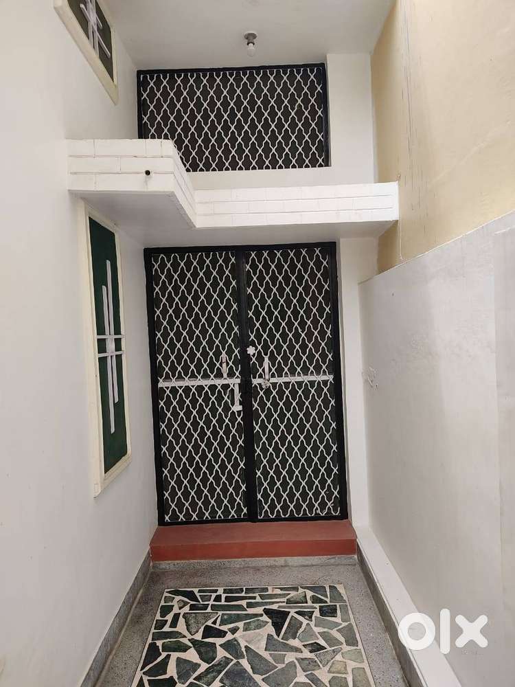 1bhk in posh colony at reasonable price