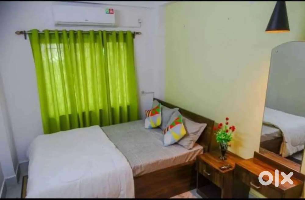 @1bhk& 2bhk flat, @restrictions free,@zero brockrage