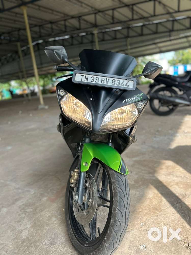 Yamaha r15 s