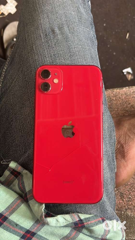 I phone 11 (128 gb ) 99% Battery health