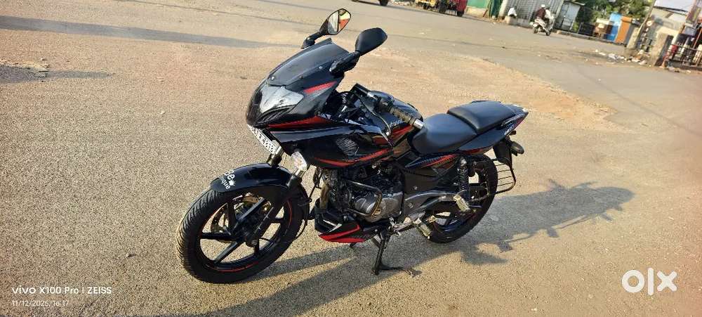 Plsur 220 owner 2nd full kdk condition