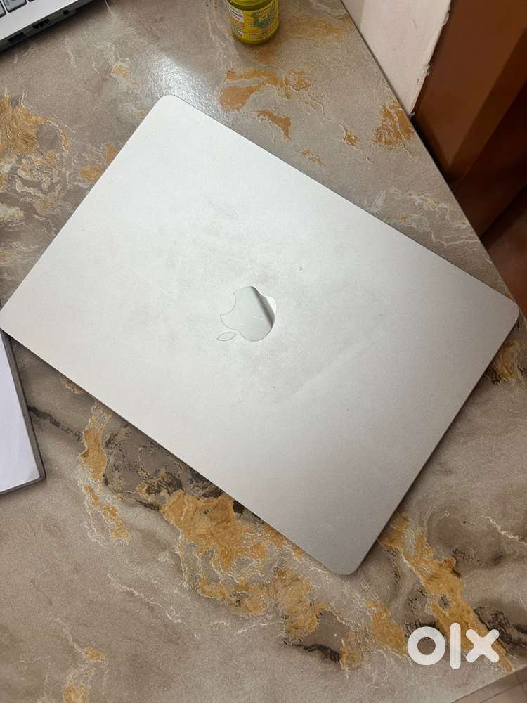 MacBook M2 best condition