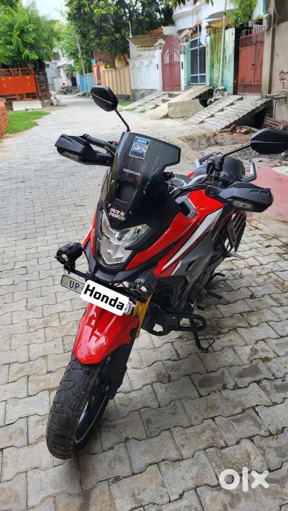 Honda CB200X