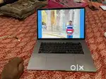 MacBook I7