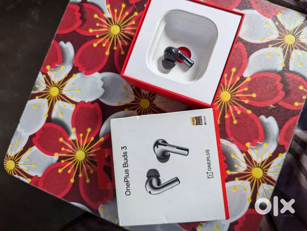 Oneplus Buds 3 right bud