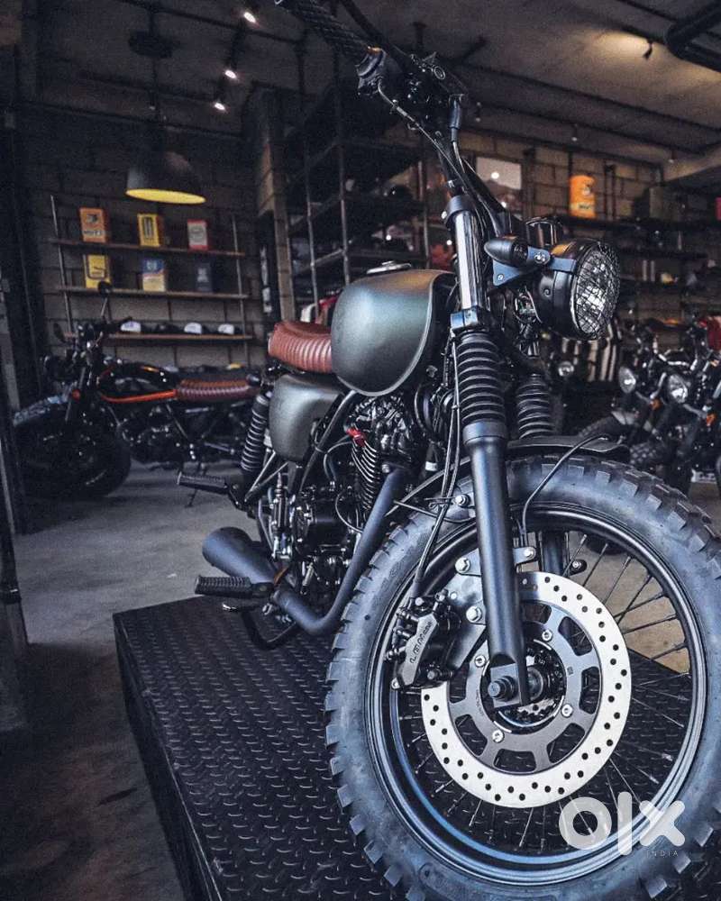 TWO WHEELER MECHANIC