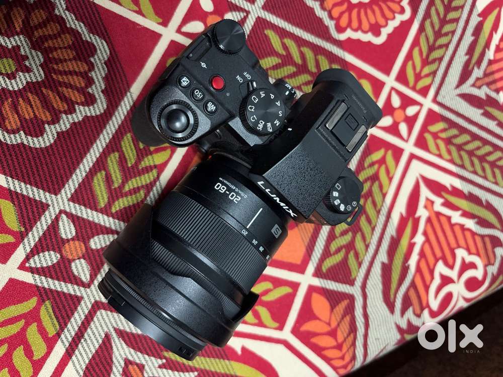 Panasonic Lumix S5II Mirrorless Camera with 20-60mm