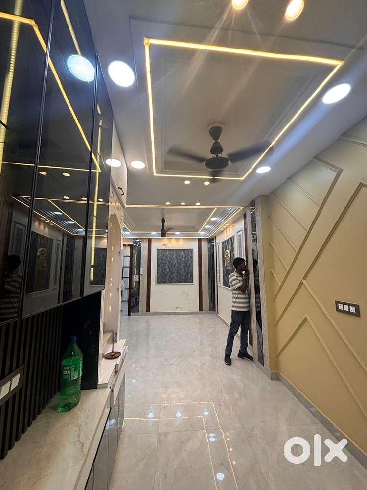 3 Bhk semi furnished flat for rent