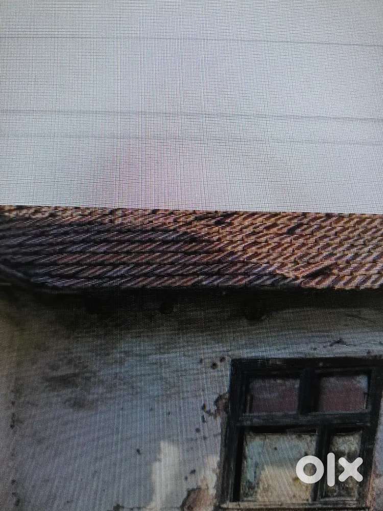 Own house 2.5 kottah for urgent sell.