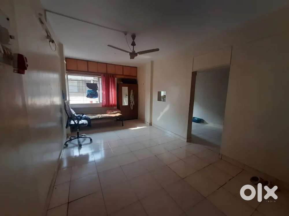 Looking for a female flatmate