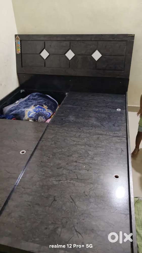 Double bed