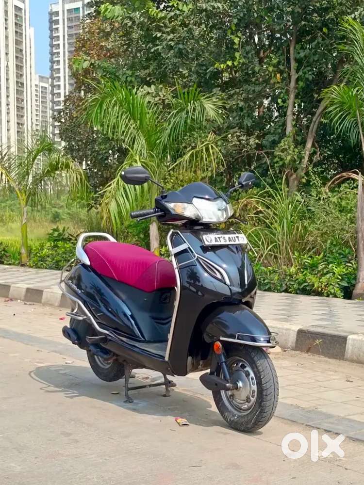 HONDA ACTIVA 5G ALMOST 2019 2018 DECEMBER MODEL FOR SALE
