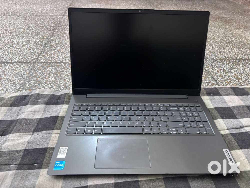 Lenova laptop i3 12th Gen 1215U