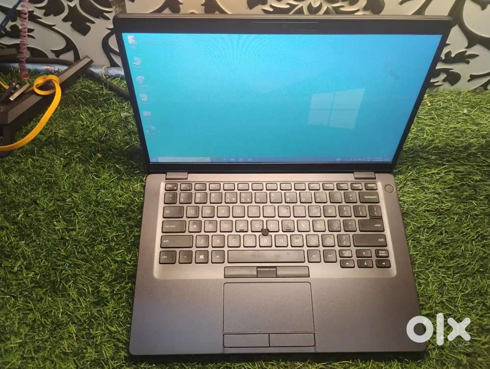 Dell latitude laptop Corei5 8gb ram/256gb ssd rs.15500