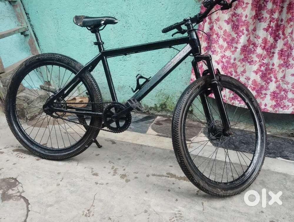 Good condition black cycle