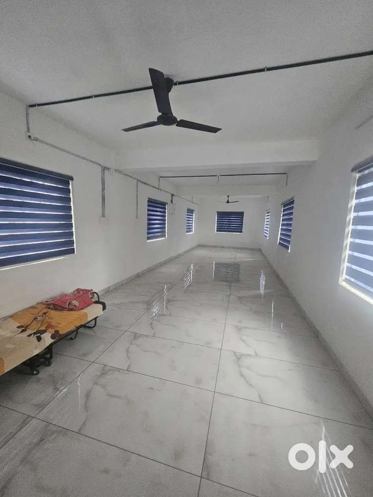 തൃശ്ശൂർ  പാട്ടുരാക്കൽ സമീപം  500 sqft ഓഫീസ് മുറി  37500rent