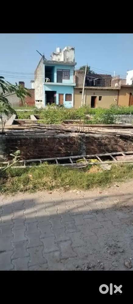 Plot for sell in poiya under a 143