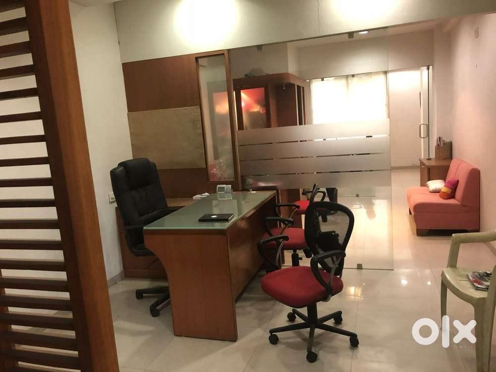 Fully furnised office in ready to move condition witn atached washroom