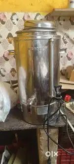 Electric kettin water boilor