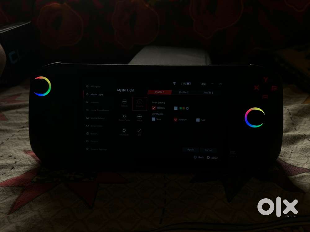 MSI CLAW HANDHELD GAMING CONSOLE