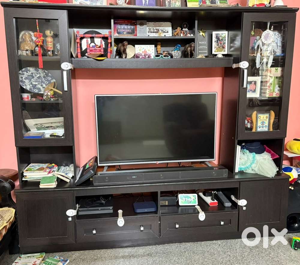TV stand for TV upto 50”