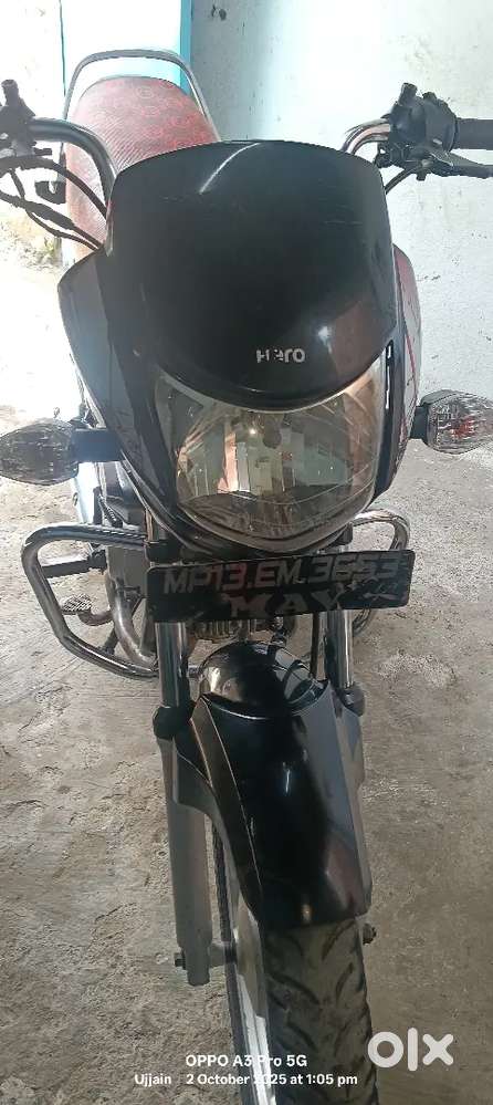टॉप कंडीशन है सेल्फ स्टार्ट है गाड़ी में कोई काम नहीं है बैटरी न्यू है