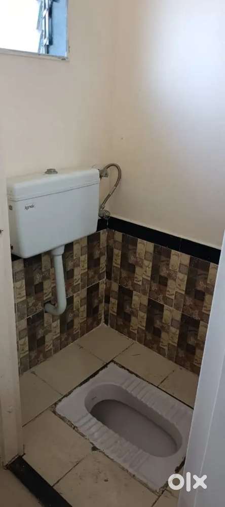 I wants to sell my flat located in malad malvani 8no