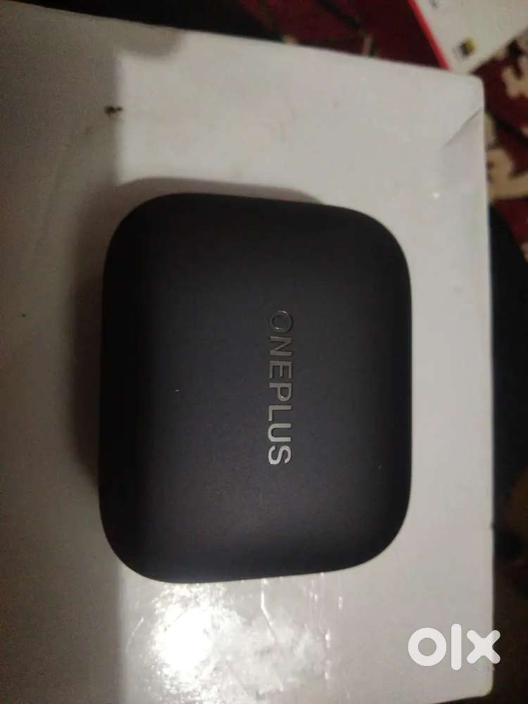 One plus buds 3 and realme buds 6 pro