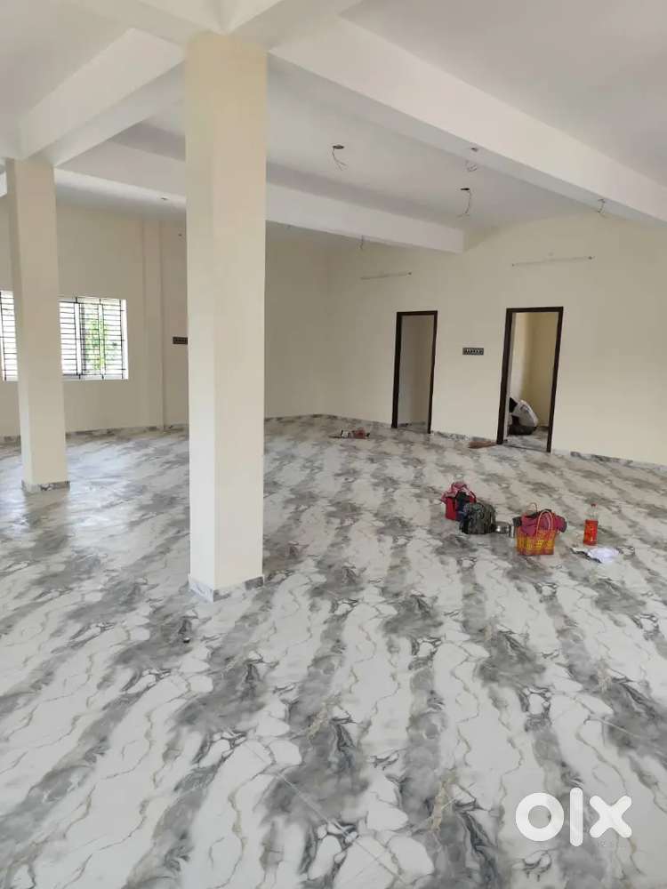 COMMERCIAL PLACE FOR RENT