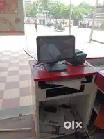 Computer table