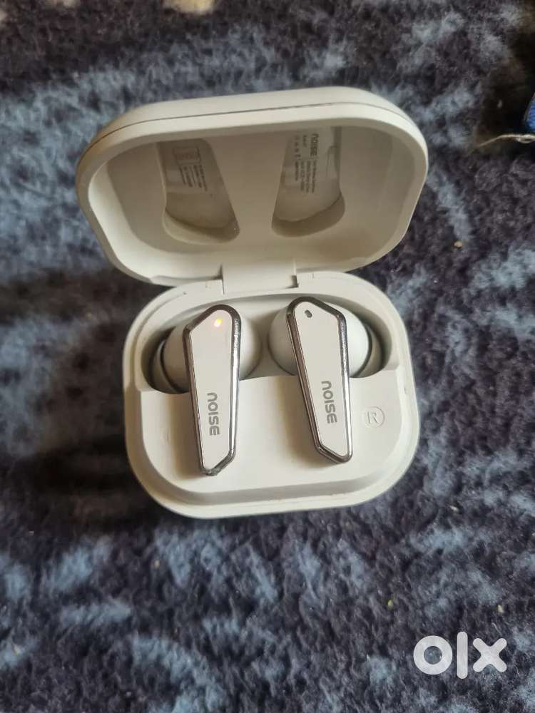 Noise N1 earbuds