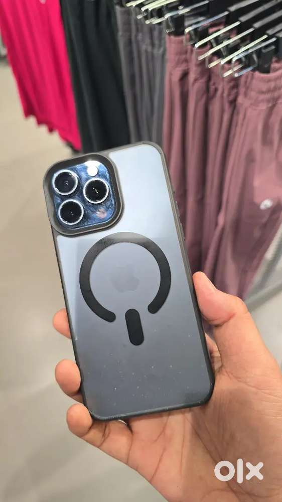 Selling Iphone