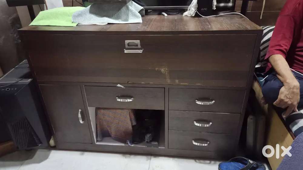 computer  table