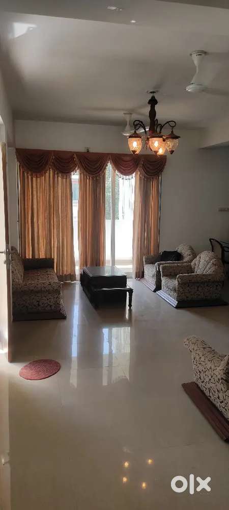 TERRACE PREMIUM 3BHKF AVAILABLE FOR RENT IN MAHILA COLLAGE