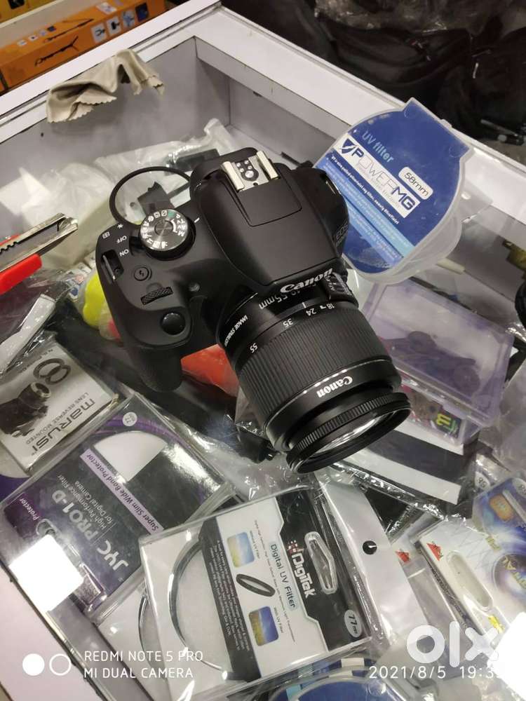 Canon EOS 1500D, (4 years)