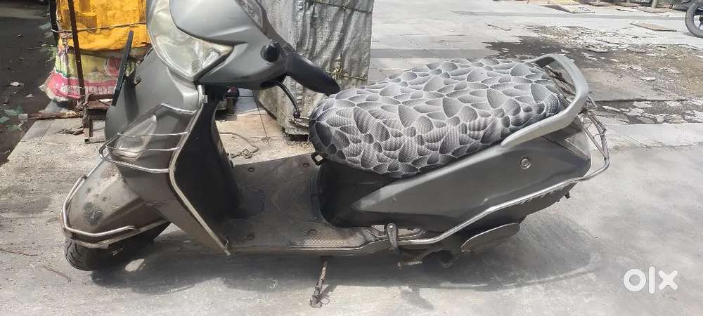 First owner good condition wallpaper clear self start