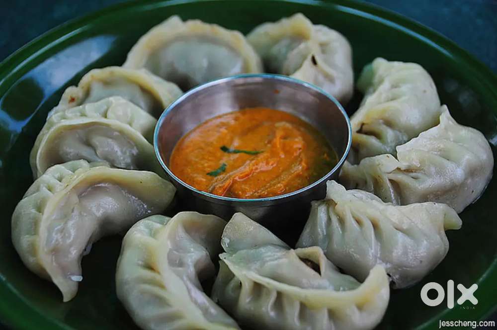 Helper aur Cook chaiye Momos karigar chaiye