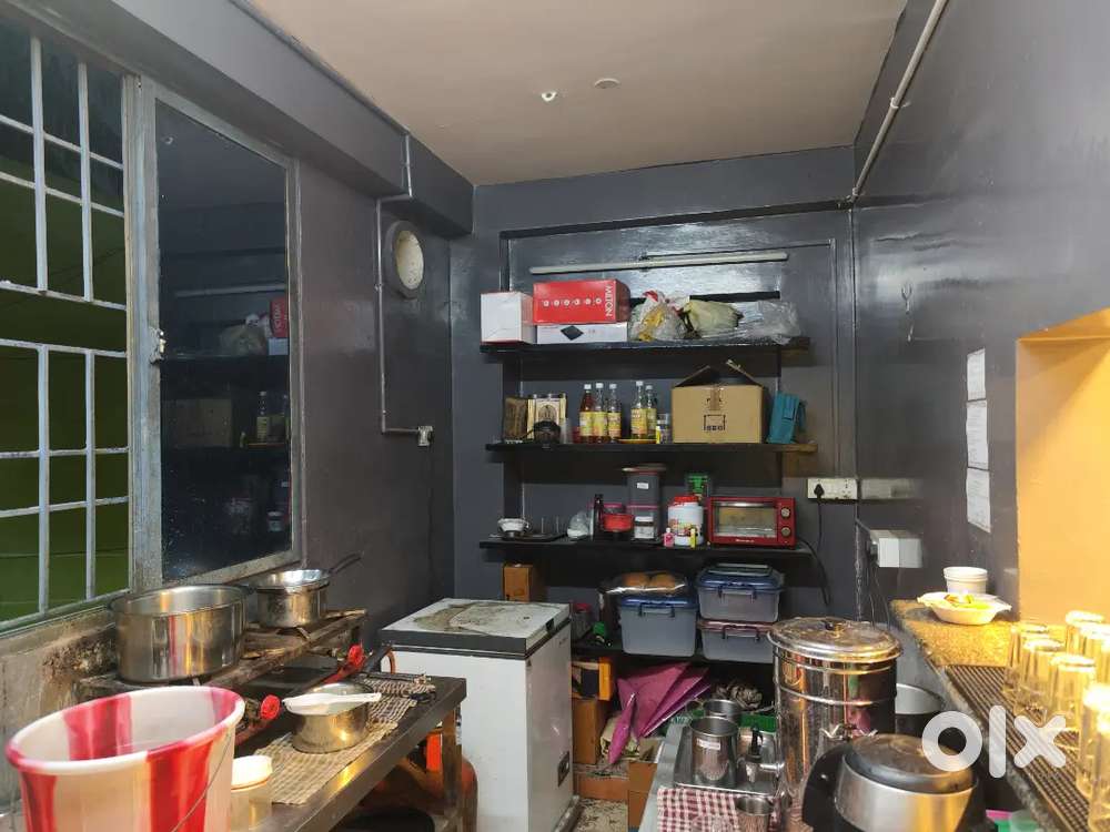 TEA BOY FULL SET KITCHEN AND ELECTRONIC ITEMS