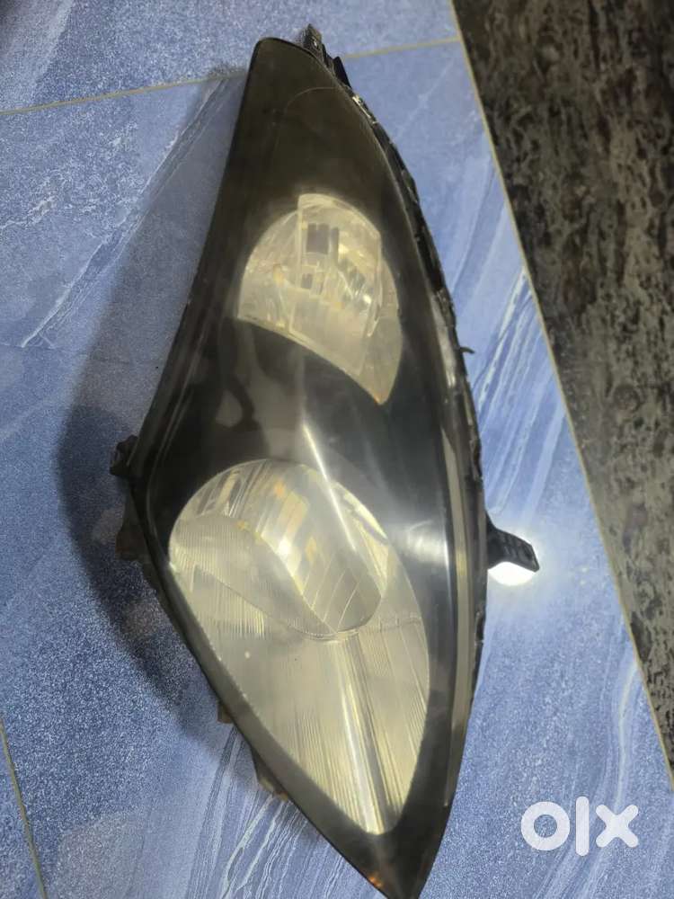 Swift Dzire Head light