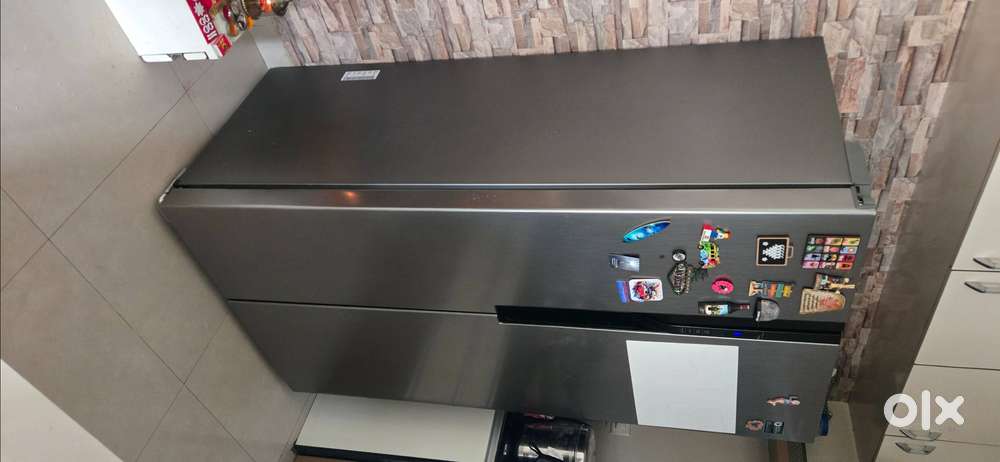 Samsung side by side 604L refrigerator