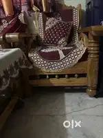2 pis single seater sofa