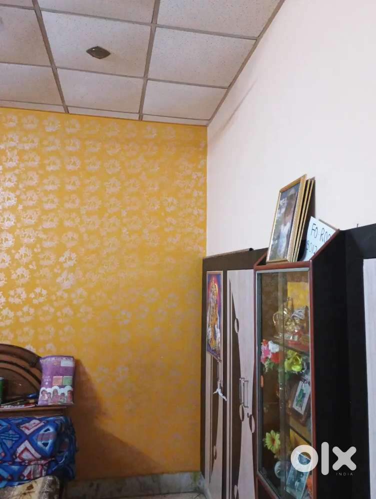 Rent room moti katra