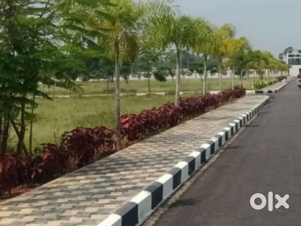 GATED COMMUNITY PLOT FOR SALE.