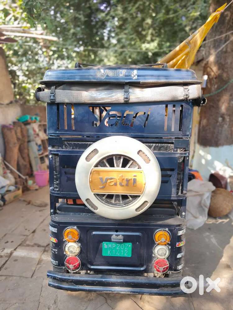 Mujhe apna yatri e rickshaw rent par dena hai