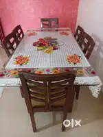 6 sitter wooden-glass dinning table
